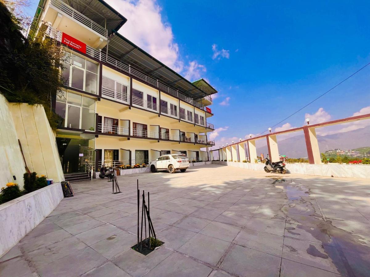 Sitara Resort, Scenic Mountain View Rooms With Balcony & Terrace 穆索里 外观 照片