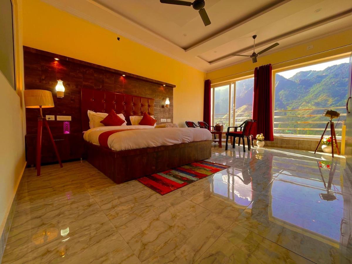 Sitara Resort, Scenic Mountain View Rooms With Balcony & Terrace 穆索里 外观 照片